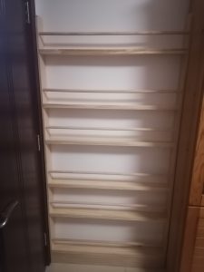【摸鱼日记】今天装了个置物架